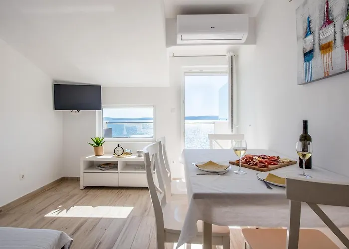 Amneris * 特罗吉尔