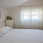 アパート Amneris