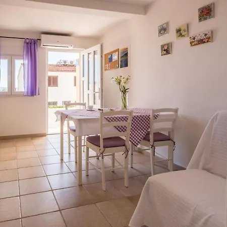 Apartament Amneris *